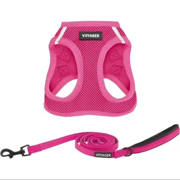 Voyager Dog Harness + Matching Leash – Fuchsia (Size Small) - Picture 1 of 8